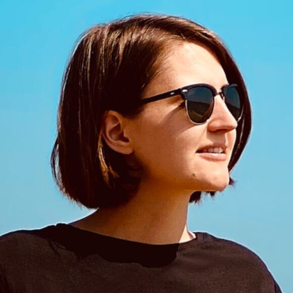 New Hand Printed Womens Medium Tropical Toucan Bird Ukraine Art Fundraiser Tee - Picture 4 of 4